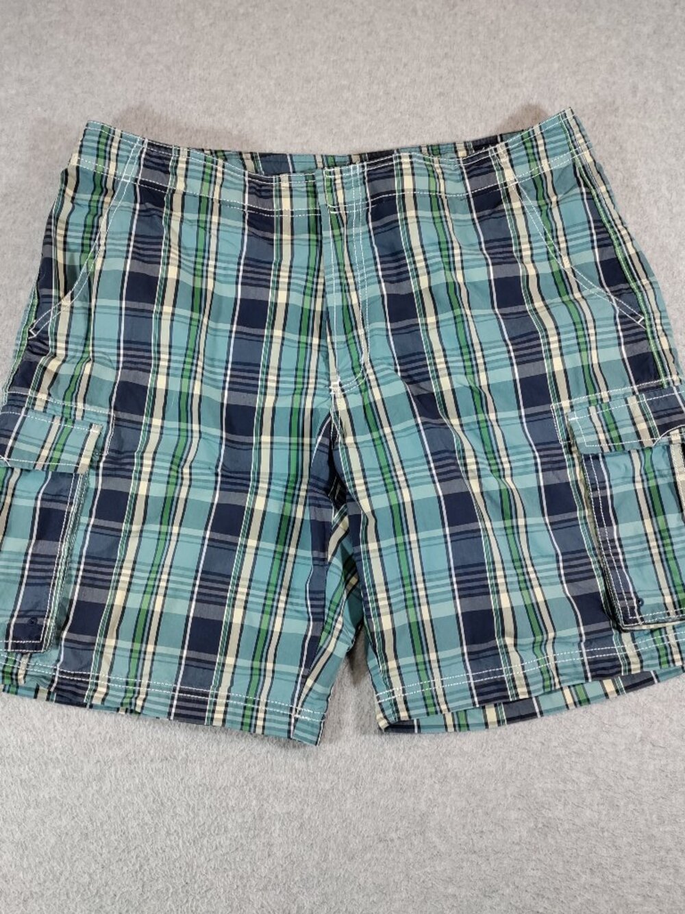 LL Bean Shorts Mens 38 Blue Plaid Cargo Hybird Cargo Mesh Liner 10in Inseam Swim